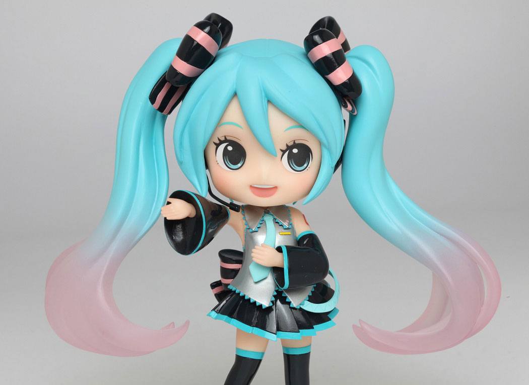 funko pop hatsune miku crystal