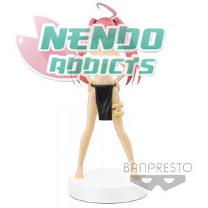 mitsuri perching figure