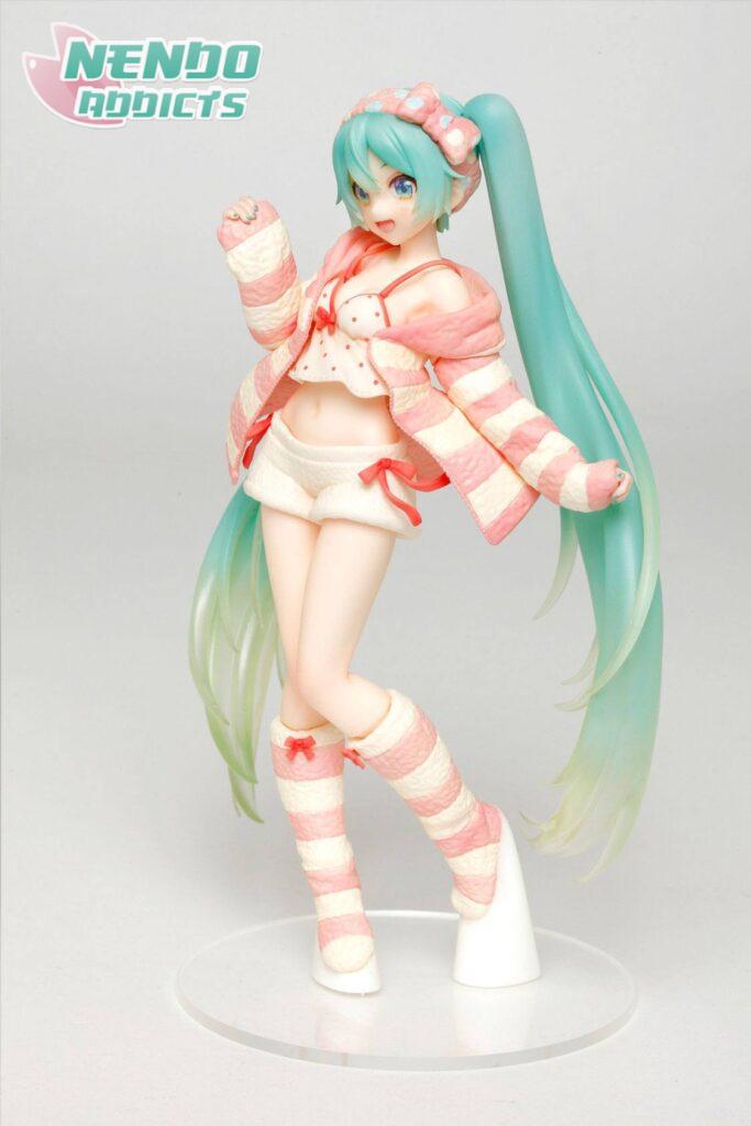 hatsune miku casual wear figure