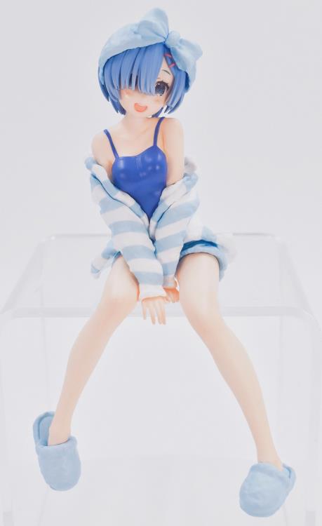 Nendo Addicts - Furyu - Re Zero Noodle Stopper Statue Room Wear Version Pose2